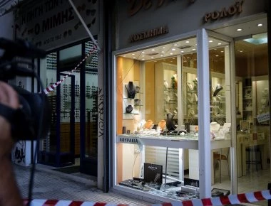 Στον ανακριτή και πάλι ο 55χρονος που προσπάθησε να βοηθήσει τον ιδιοκτήτη του κοσμηματοπωλείου